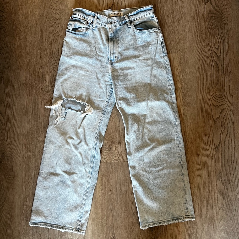 Abercrombie 90’s relaxed jeans high rise